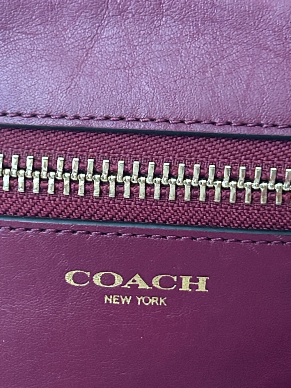 Coach Rare Legacy Flight Deep Rich Red Leather Gold Chain Crossbody Bag Purse 🌺🌺 - Picture 6 of 13